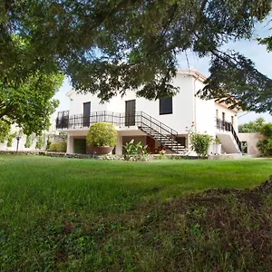 Biora Bed & Breakfast Serri